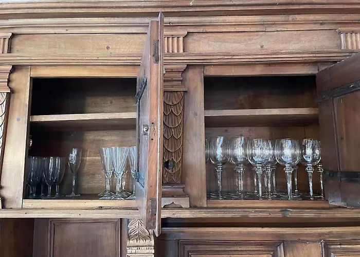 Exclusive 160mq Castle In *